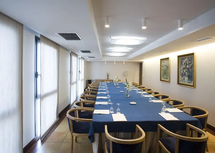 Hotel De 4*