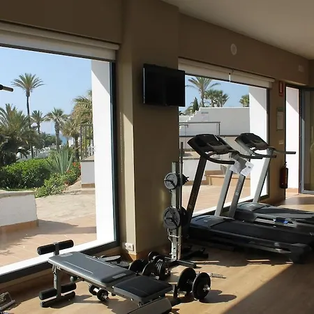Hotel De 4*